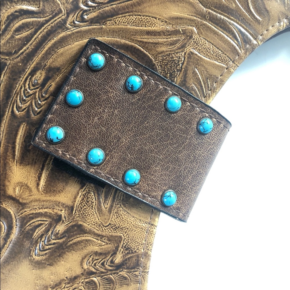 Boho embossed purse - Picture 2 of 11